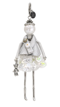 Perle doll pendant