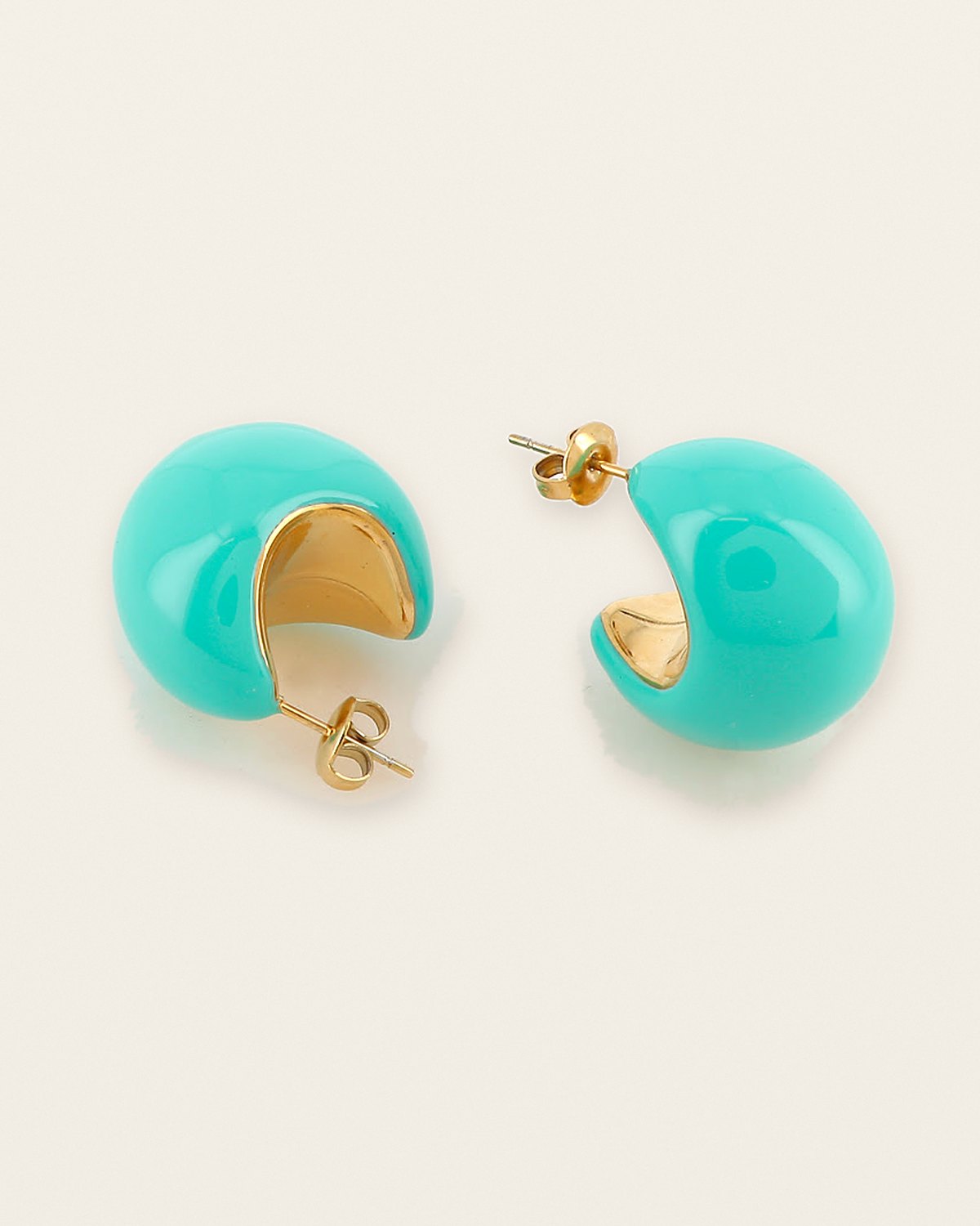 Suzanne Hoops – Turquoise