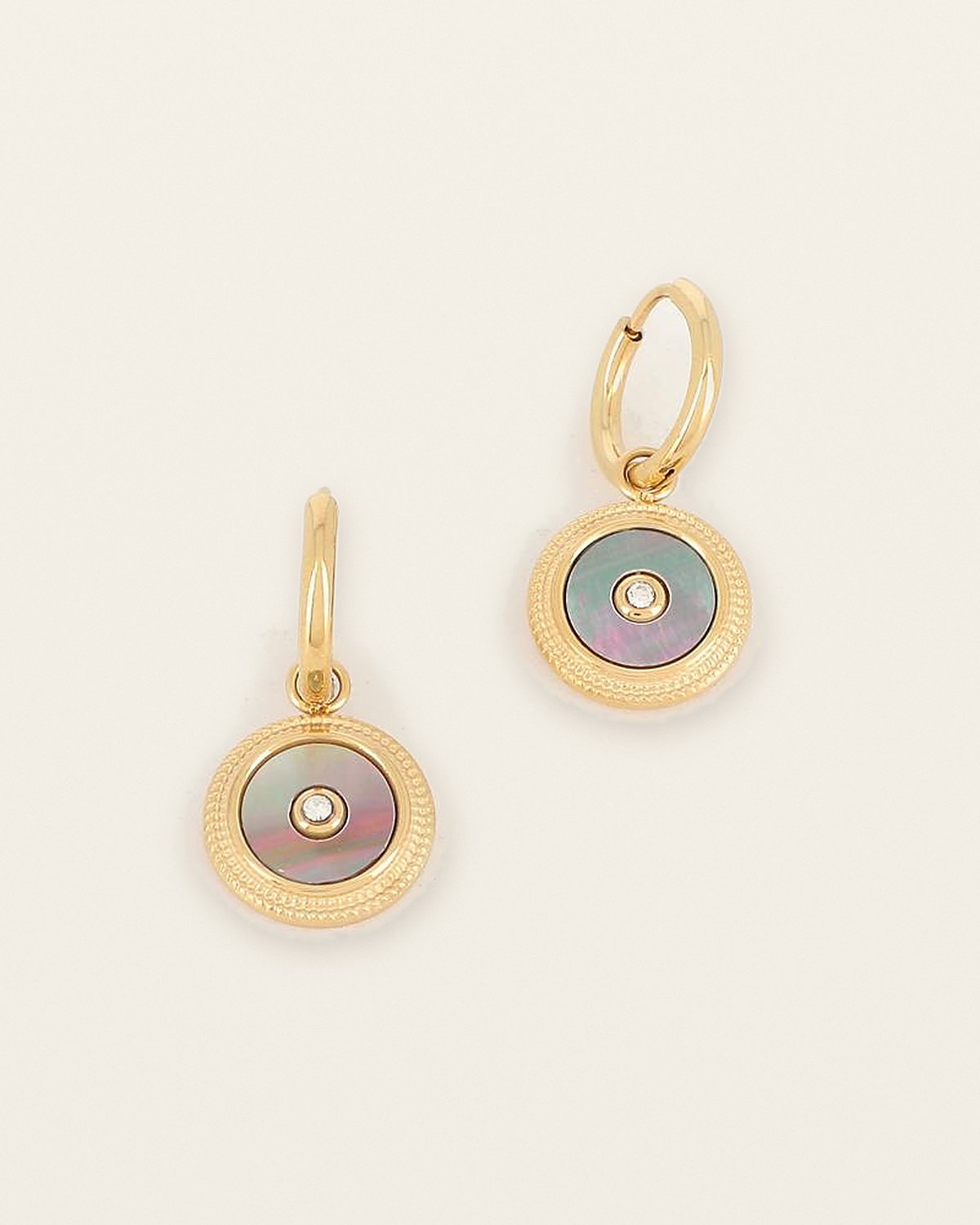 Isaure Earrings – Grey mother-of-pearl