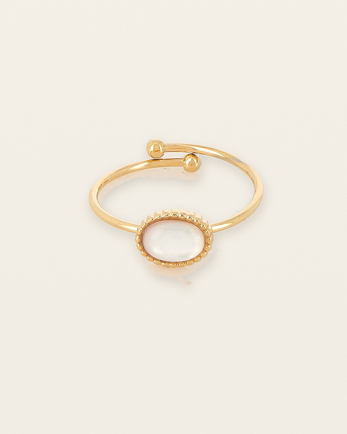 Lise Ring – White mother-of-pearl